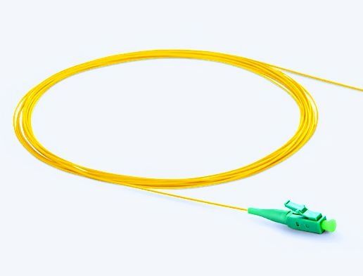 Cordão  -fibra óptica SC/ aPC  ( 240 un. ) "pigtails" -