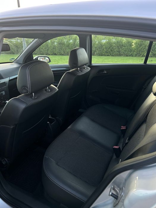 Opel Astra 1,8 газ/бензин 2005