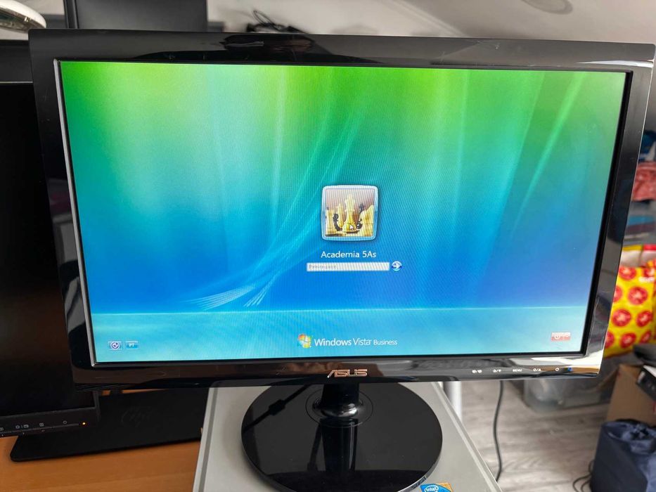 Mini PC HP + Monitor TFT 19