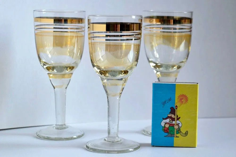 Ликерные рюмочки и три стопки, СССР, цена за все