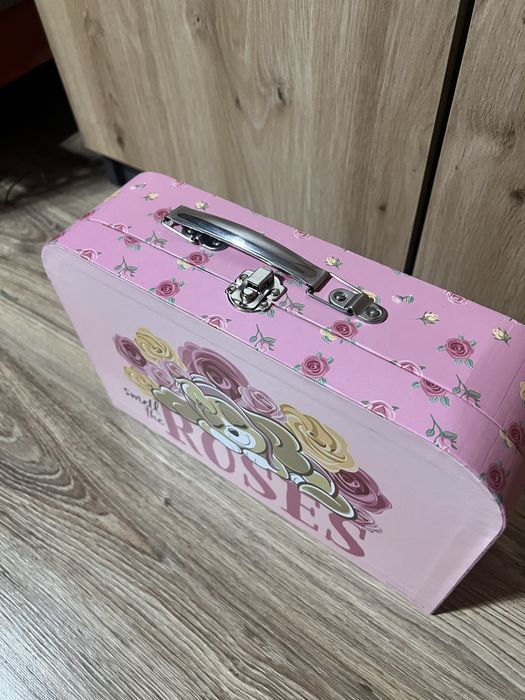 Walizeczka dziecięca na zabawki