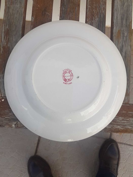 Loiças e Antiguidades, Fábrica de loiça de Sacavém