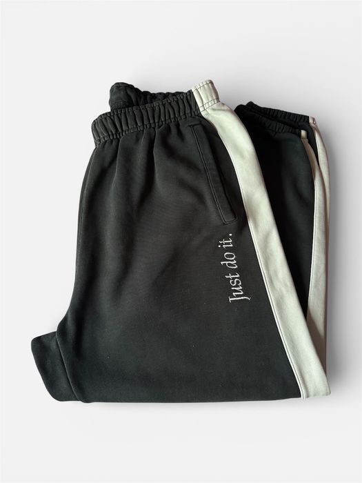 Calças Nike Sportswear