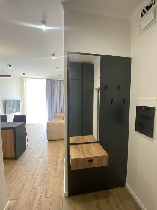 Оренда двоповерхової квартири з терасою, Комфорт Таун, Березняки