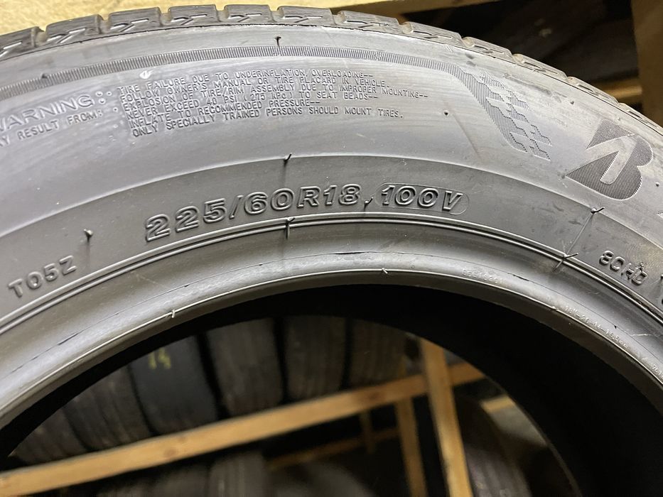 Шини літо 225/60R18 BRIDGESTONE Turanza T005 2шт супер стан