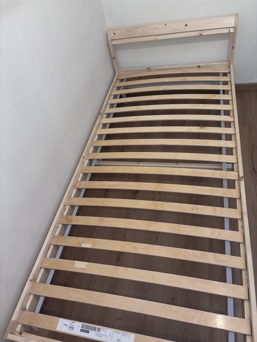 Vendo cama NEIDEN e estrado LURÖY do IKEA