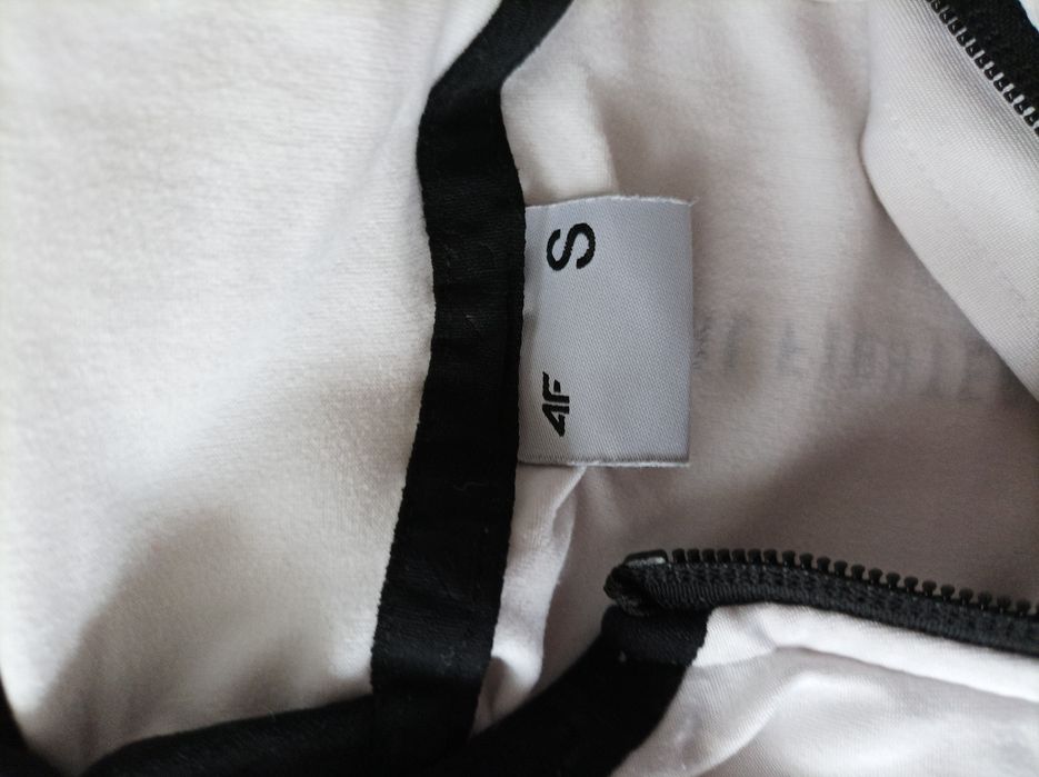 4F bluza z kapturem damska