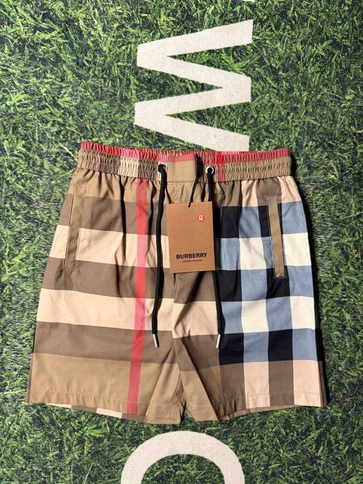 Burberry шорты кежуал