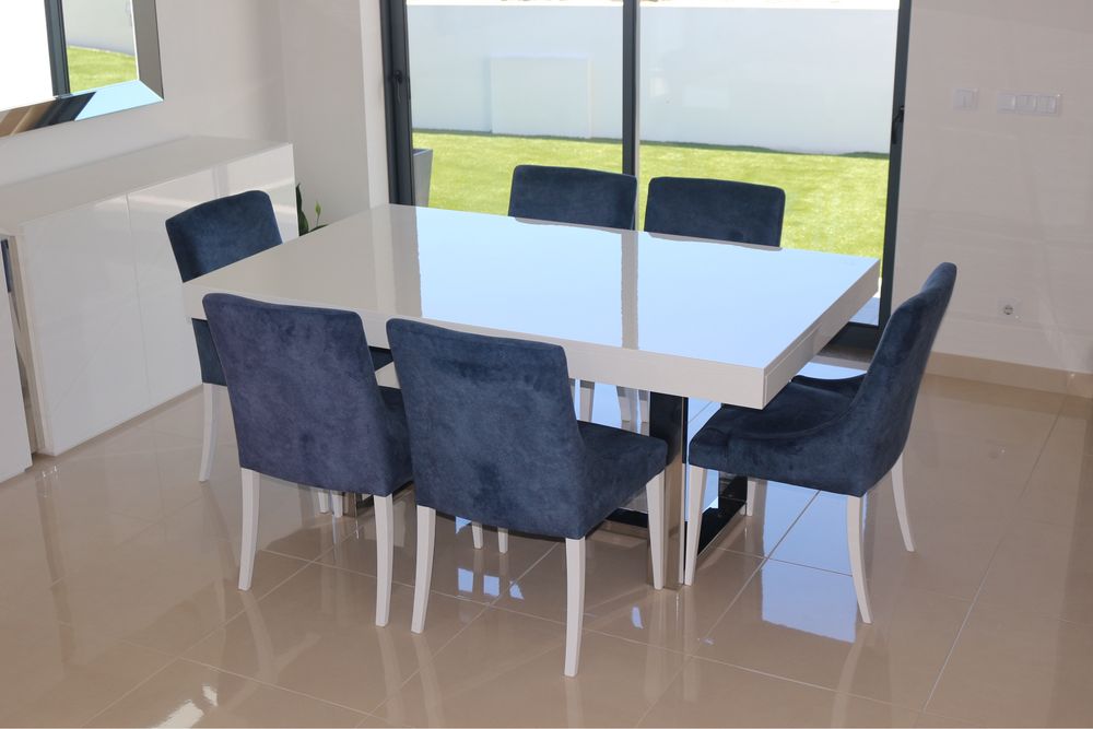 Mesa de Sala jantar + cadeira