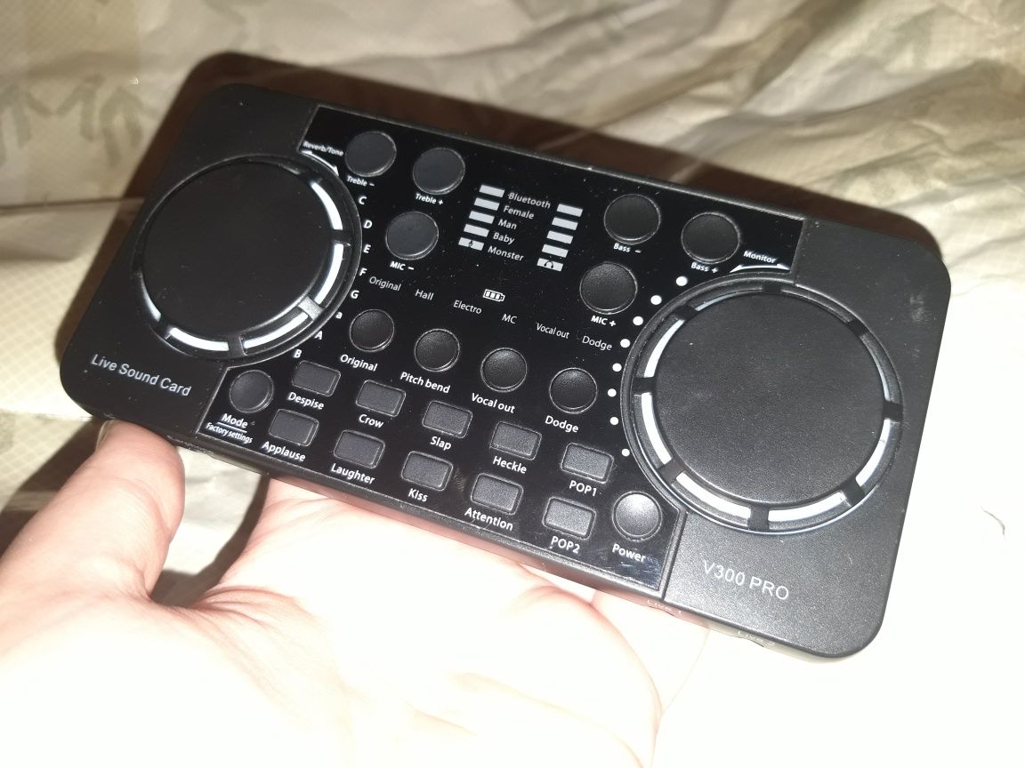 Звуковая карта V300 Pro микшер с эффектами Sound card V300 Pro mixer: 1 ...