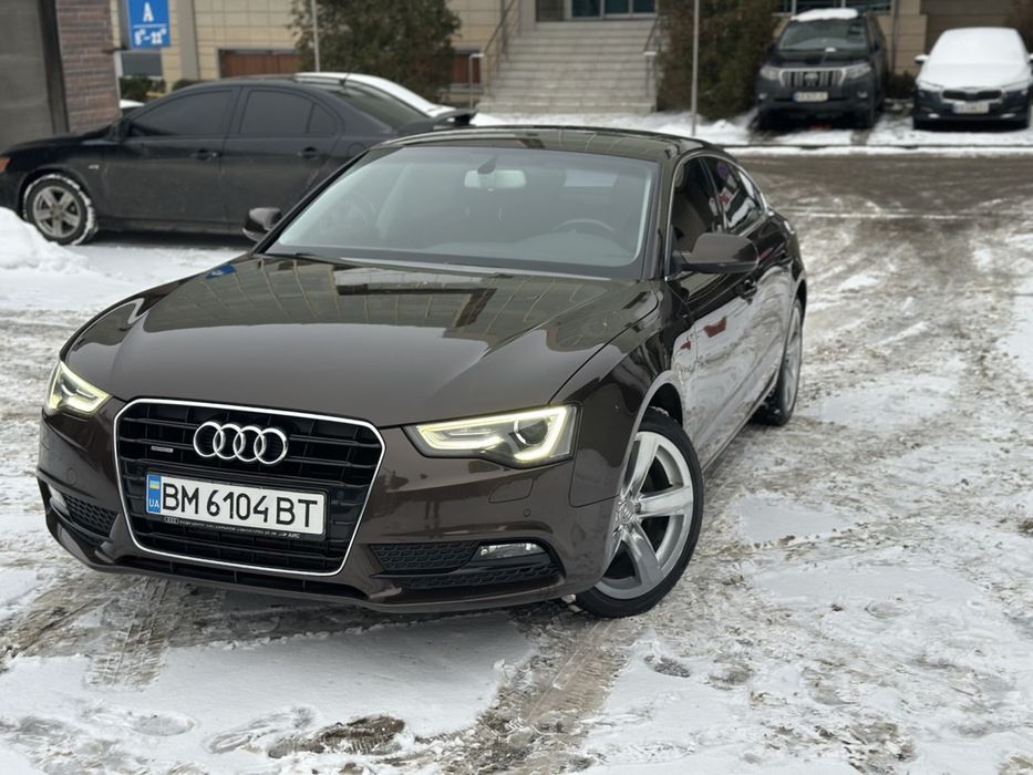 Продам ауді а5 офіціальний 2012 рік , повний привід , в ДТП не був