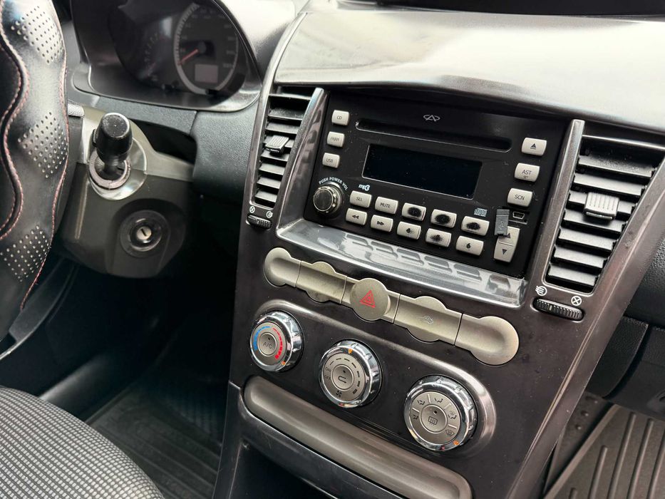 Продам Chery M11 2011 року з бензиновим двигуном 1.6