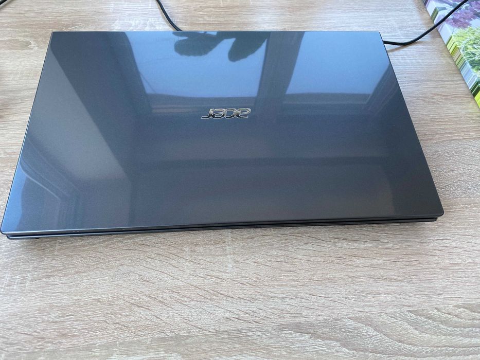 Ноутбук Acer Aspire V3-551G з дефектами без HDD