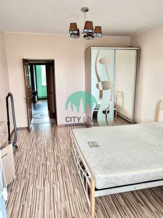 Оренда 3-кім квартири Тролейбусна, новобудова (П)