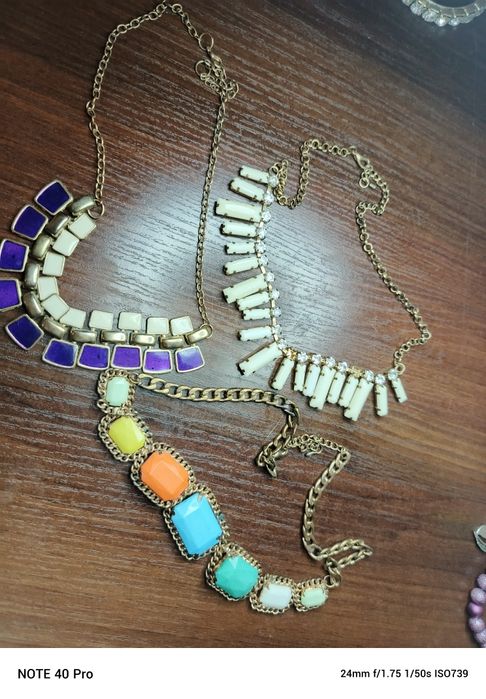 Zestaw naszyjników vintage