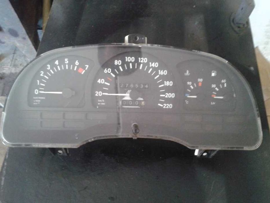 Приборна панель Опель Вектра А Opel Vectra A