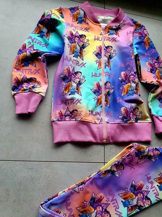 Komplet bluza + getry huntrix 134