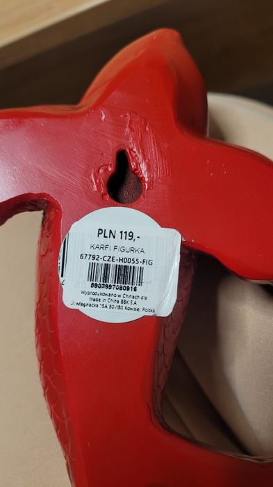 Figurka czerwona home and you