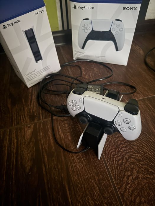 Зарядна станція Sony DualSense