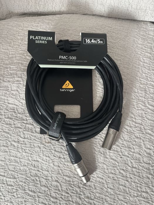 Cabo Behringer PMC-500 XLR ( 5 metros )64740946637059120