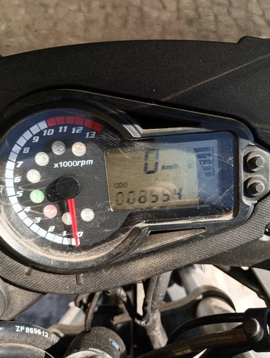 Moto UM Adventure 125 ótimo estado