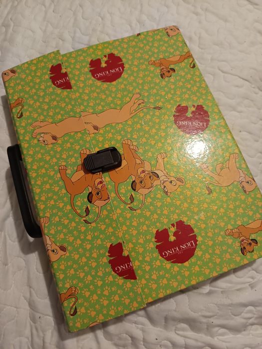 Teczka z lat 90 Któl lew