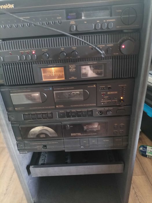 Wieza Schneider Caly Slupek Gramofon