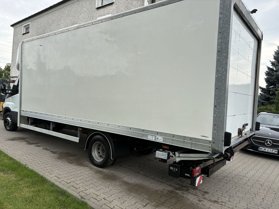 Kontener winda iveco daily izoterma 6,20x2,33x2,25
