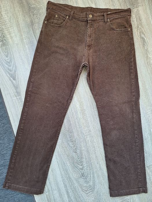 Calças de ganga Lee, tam. 46. Novas.