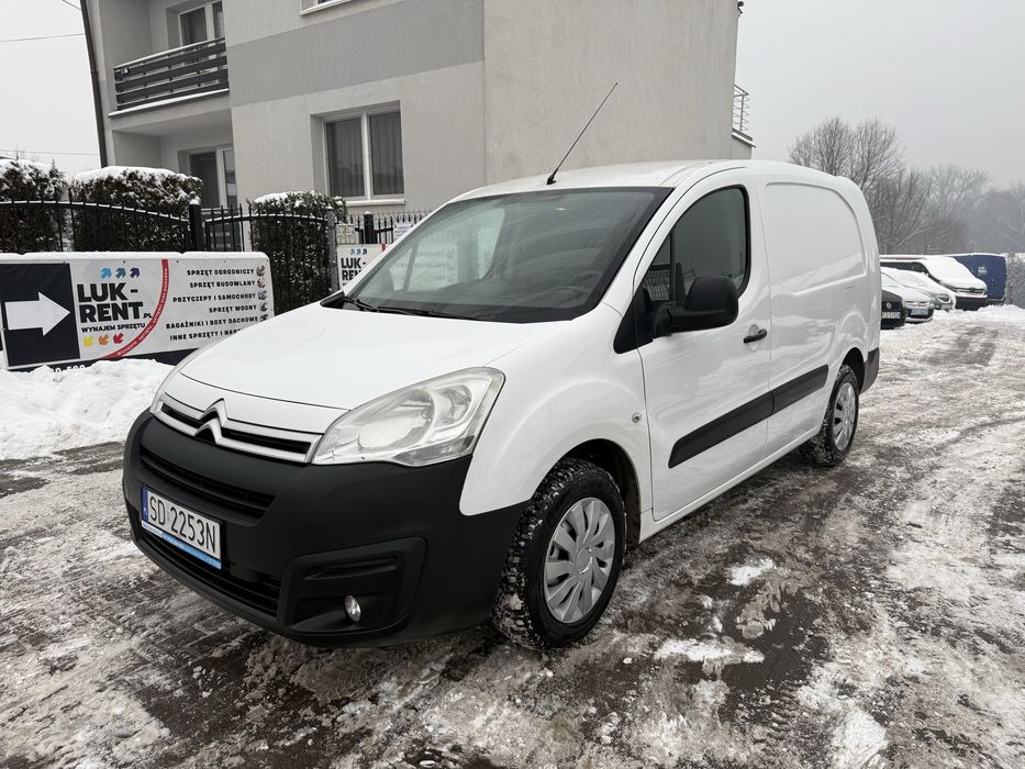 Wynajem Citroen Berlingo Long BUS | Dostawczy