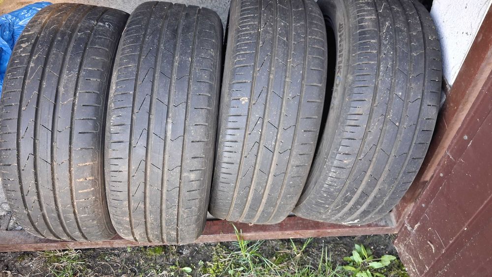 Alufelgi BMW 16" z oponami letnimi Hankook