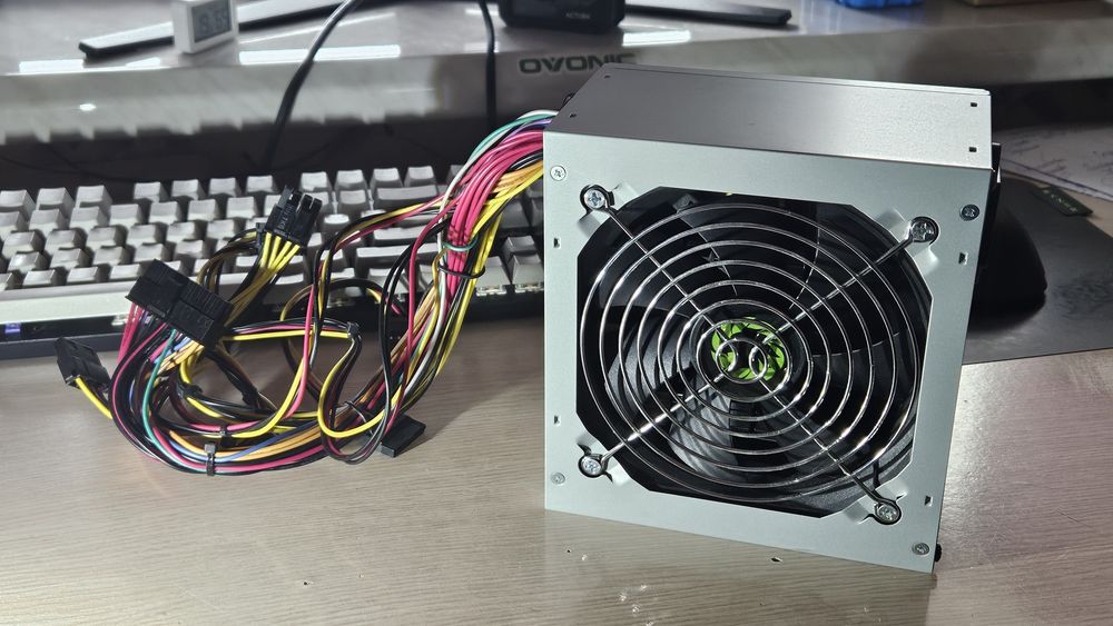 Блок живлення Gamemax (500)