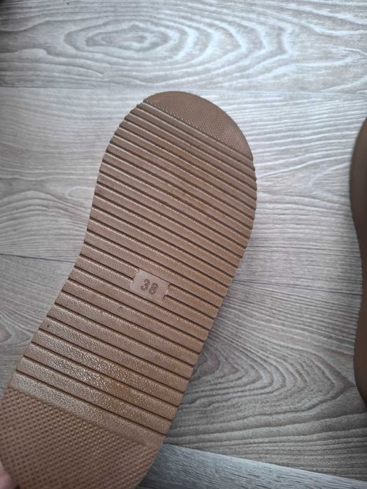 угі автоледі, 37р-24см