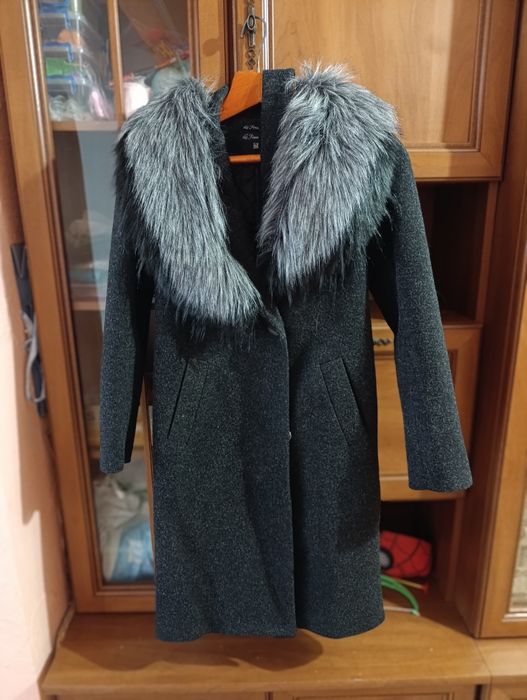 Пальто женское 42р