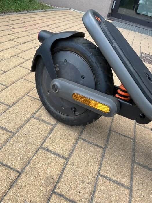 Hulajnoga xiaomi scooter 6