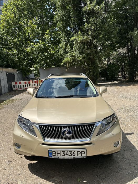 Lexus RX450h весь обслужен обмен на Tesla