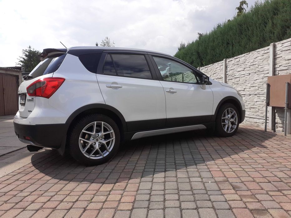 Suzuki Sx4 S-Cross . Automat . Super stan.