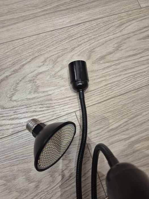Lampa do kwiatow. Full spectrum