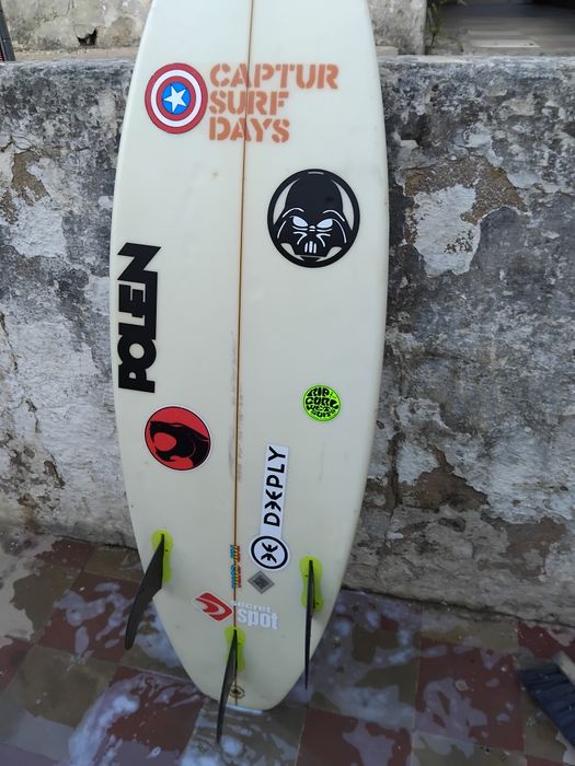 Prancha de surf pequena