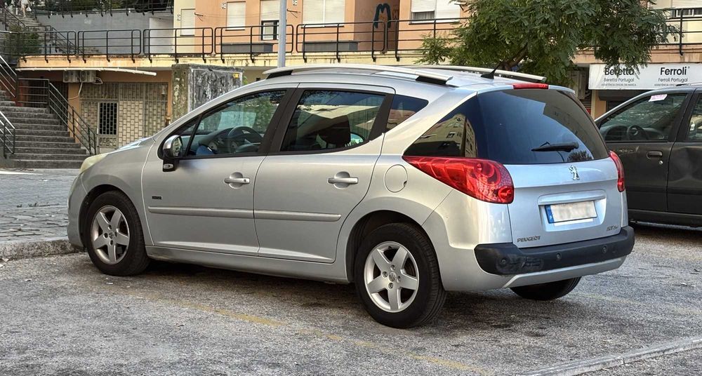 18 MESES DE GARANTIA | Peugeot 207 SW 1.4 95cv | AC | Sensores Estacionamento | Vidros/Espelhos Elétricos — photo 2
