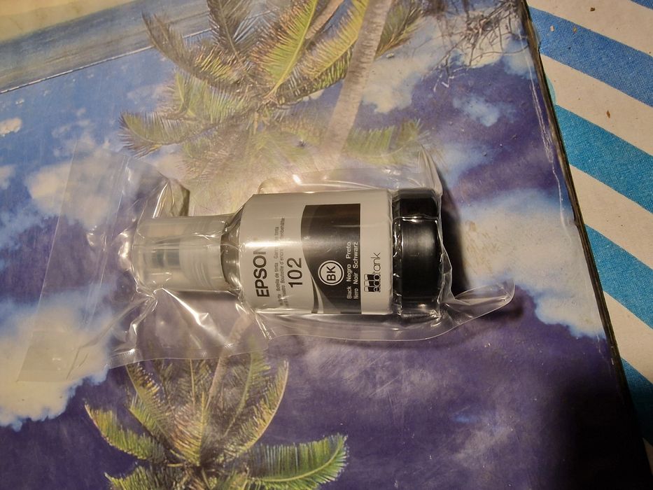 Tinteiro Epson ecotank preto 102 Novo
Novo - Selado
127 ml.

Compatibi