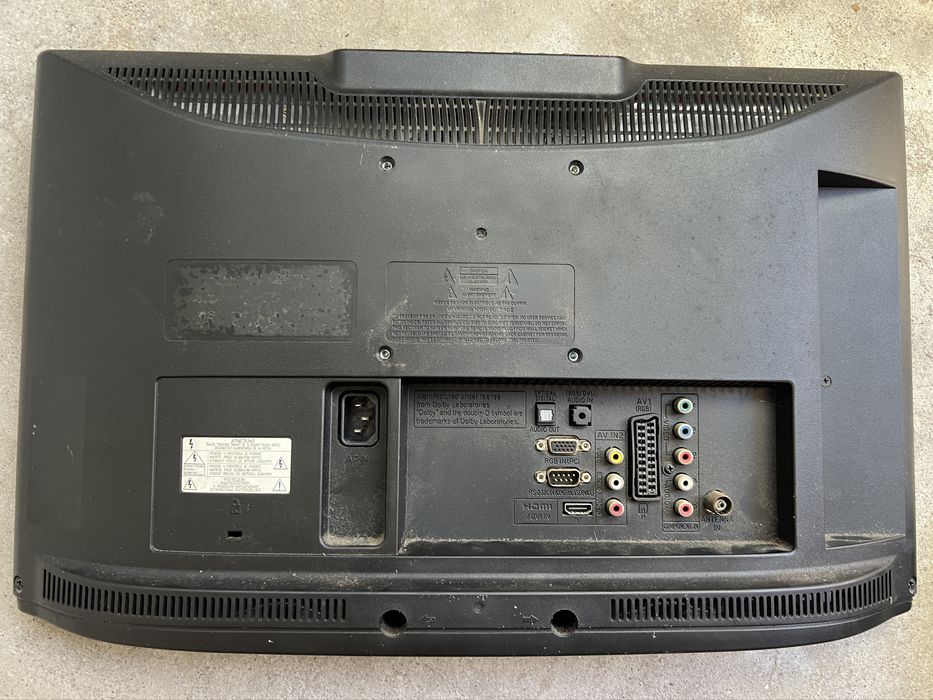 2 TVs LG 21,7” + Samsung 24” – 20€