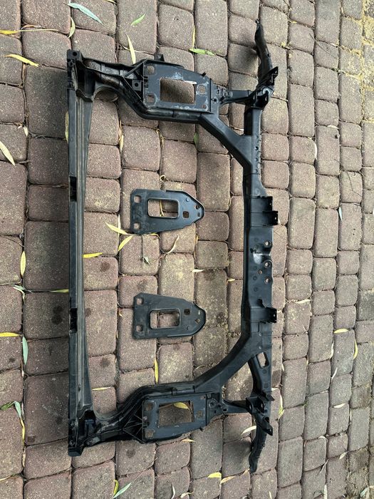 Audi A4 B8 8K Lift A5 8F0 Wzmocnienie Czołowe Przednie Pas Przód