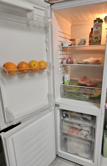 Vendo um frigorífico