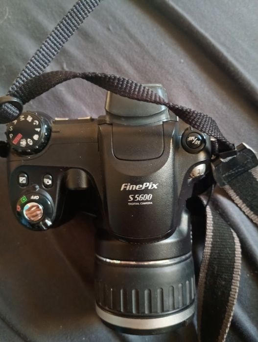 Aparat finepix s 5600