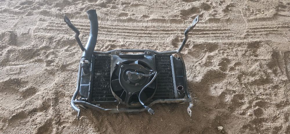 Radiador com ventoinha electrica para Yamaha Tdm 850