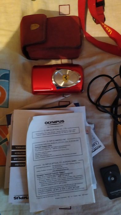 Фотоаппарат olimpus Ferrari