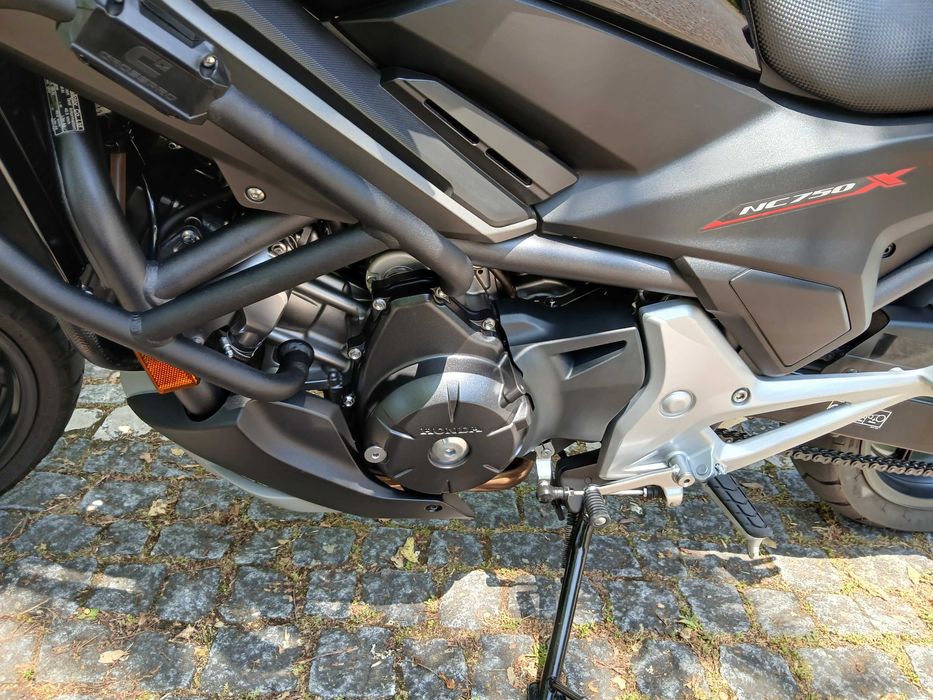 Honda NC750 com 14.600km