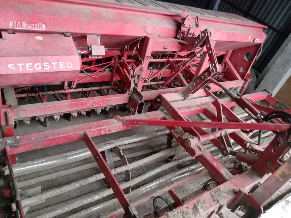 Agregat uprawowo siewny 3m