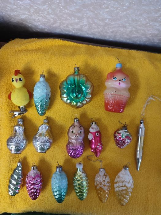 Продаю ёлочные игрушки времён СССР торг уместен